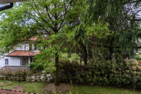 vista dal primo piano - villa oreno - vendita - meriggi