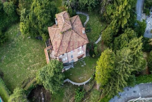 vista-dallalto-villa-Asso-vendita-Meriggi