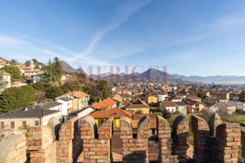 vista est dalla torre - villa epoca erba - vendita - meriggi