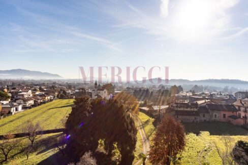 vista sud dalla torre - villa epoca erba - vendita - meriggi